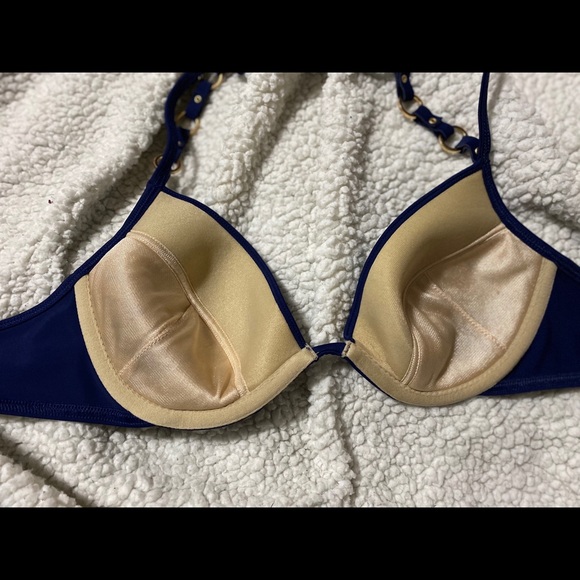 Gorgeous VS bikini top - Picture 3 of 7